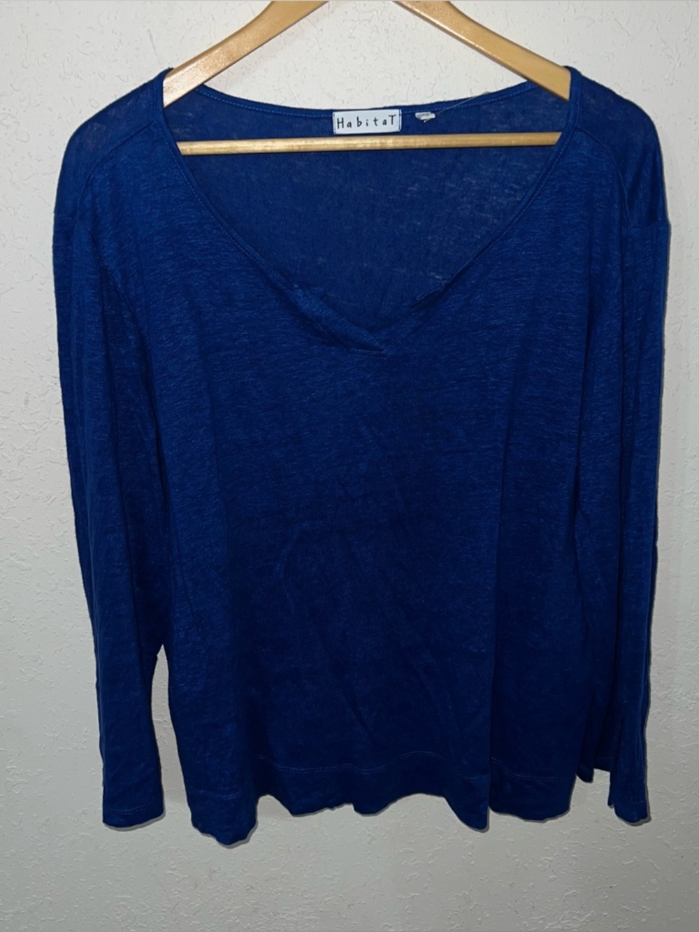Habitat 100% Linen Blue V Neck Long Sleeve Top Size Large.